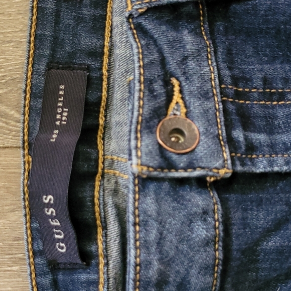 Guess jeans - Picture 3 of 6